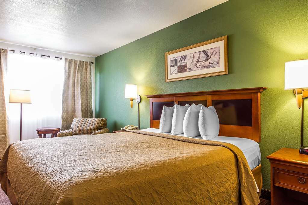 Rodeway Inn Auburn Quarto foto